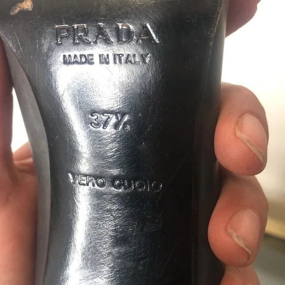 Prada grey pointed toe leather chunky heel pump size 7.5​ - Picture 9 of 9